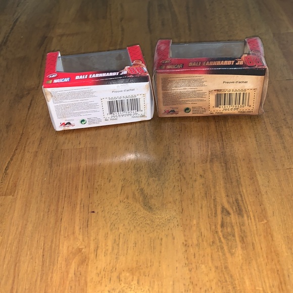 NASCAR vintage set of 2 dale earnhardt jr, collectible cars - Picture 3 of 4